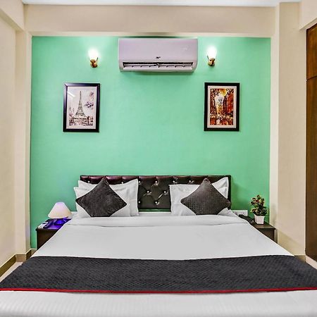 Townhouse Rumaisa Indirapuram Buitenkant foto