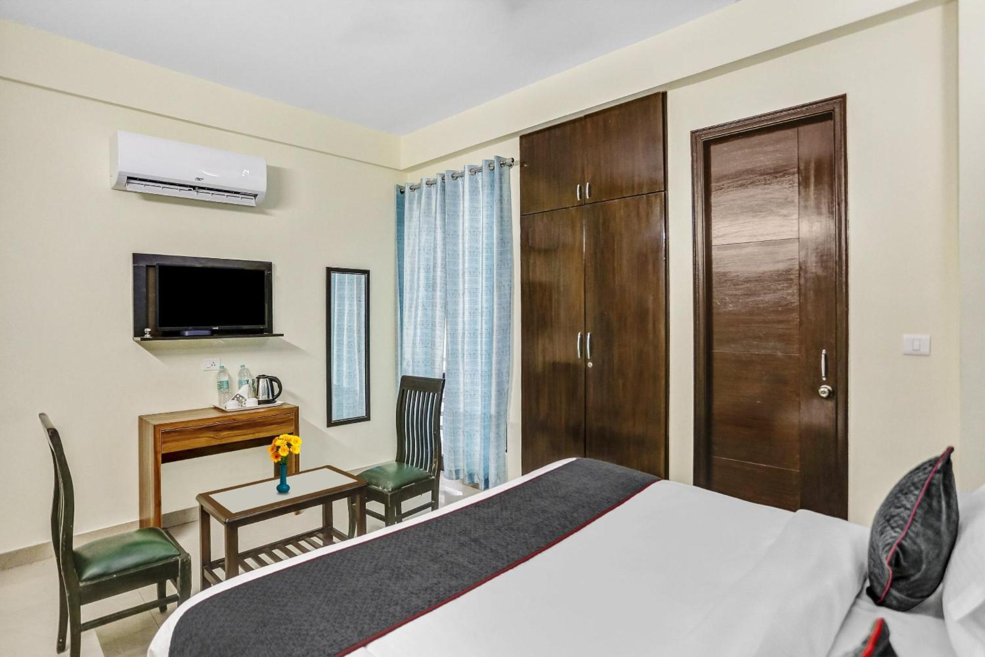 Townhouse Rumaisa Indirapuram Buitenkant foto