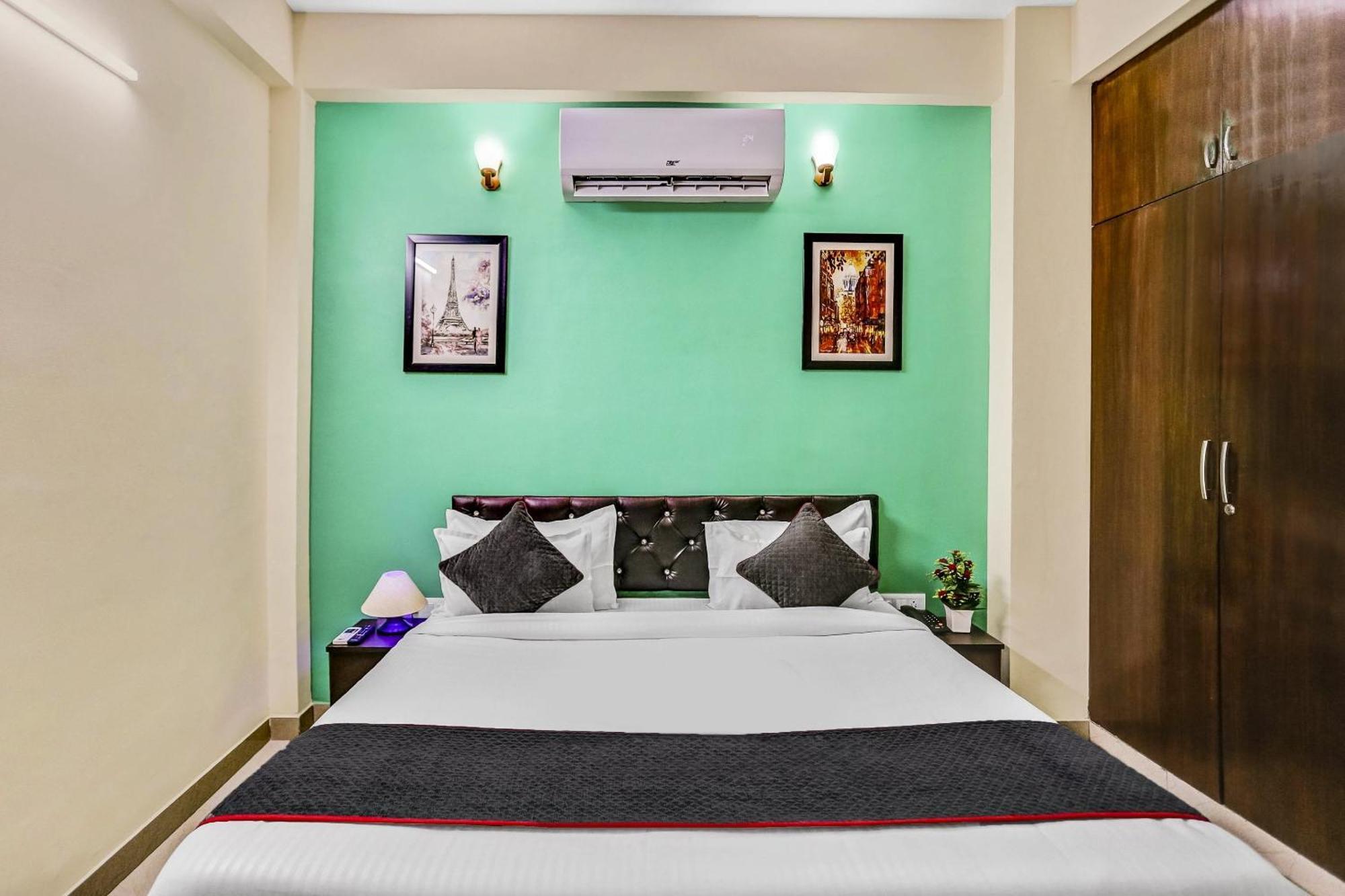 Townhouse Rumaisa Indirapuram Buitenkant foto