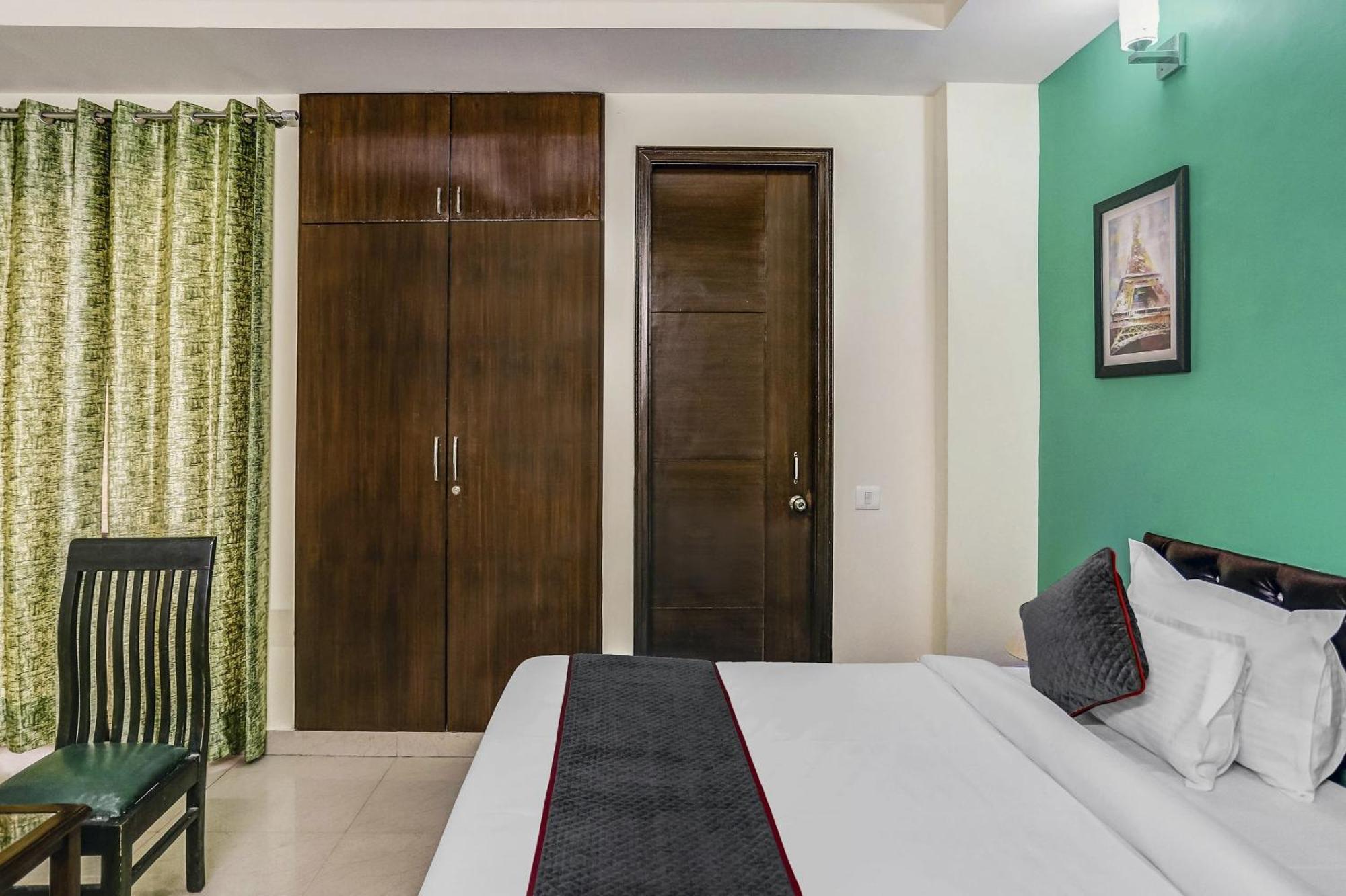 Townhouse Rumaisa Indirapuram Buitenkant foto