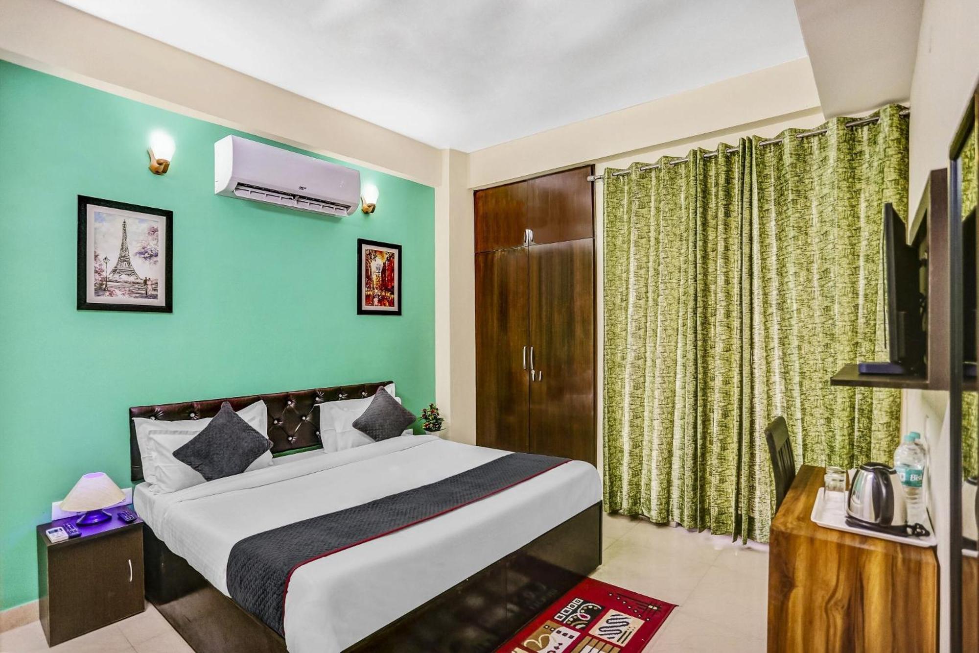 Townhouse Rumaisa Indirapuram Buitenkant foto